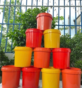 xô nhựa bình tân, đựng sơn, bột giặt, phân bón....